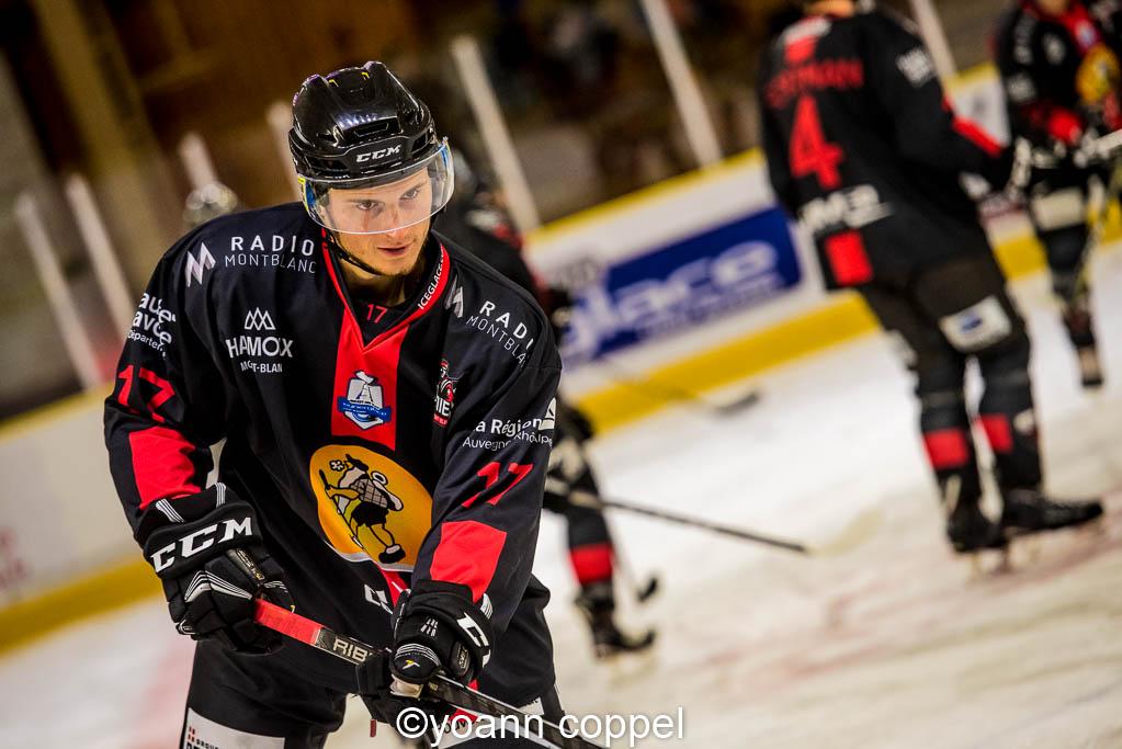 Chamonix  3 - 0 Anglet
