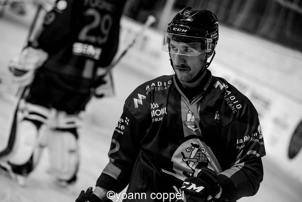Chamonix  3 - 0 Anglet