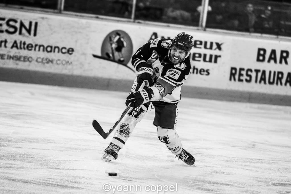 Chamonix  3 - 0 Anglet