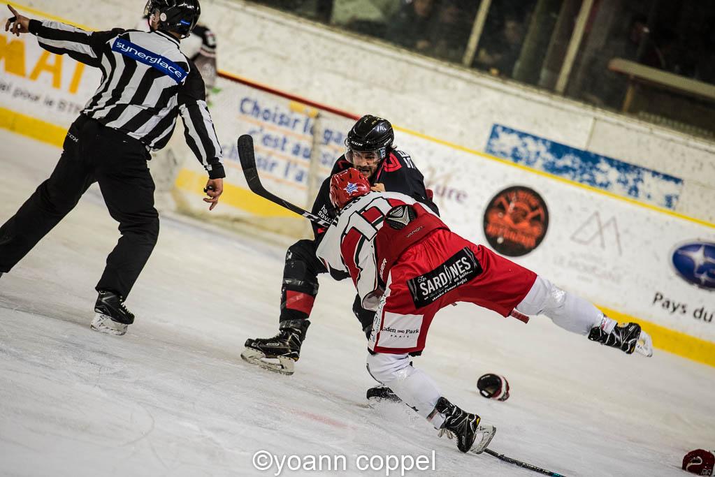 Chamonix  3 - 0 Anglet