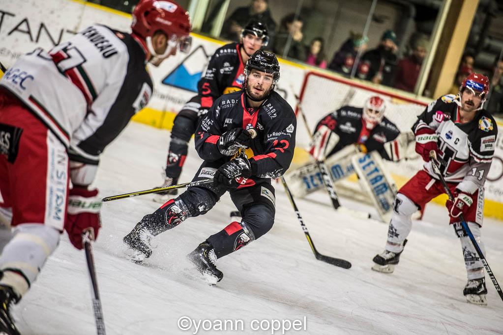 Chamonix  3 - 0 Anglet