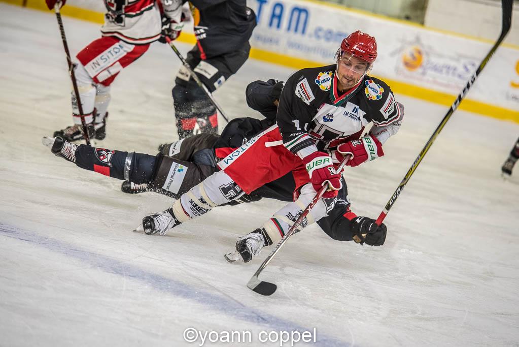 Chamonix  3 - 0 Anglet