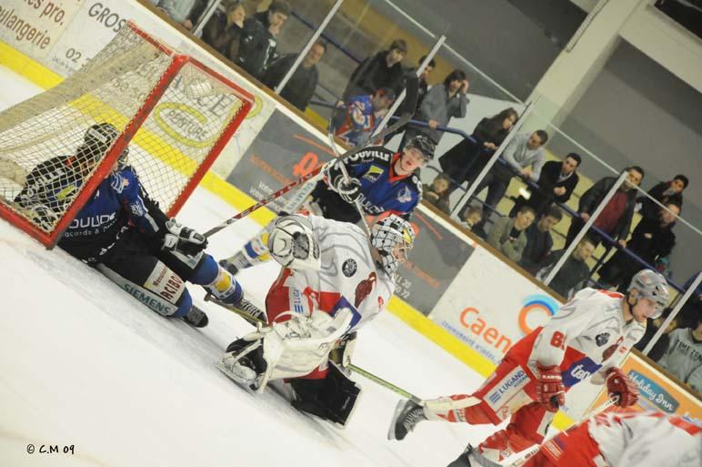 Caen  4 - 1 Annecy