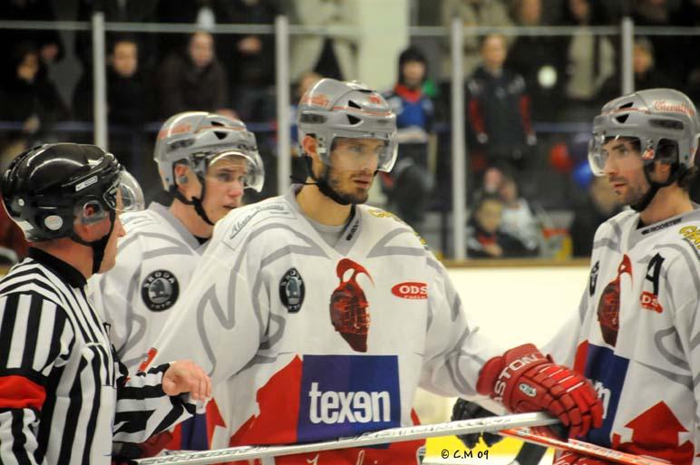 Caen  4 - 1 Annecy