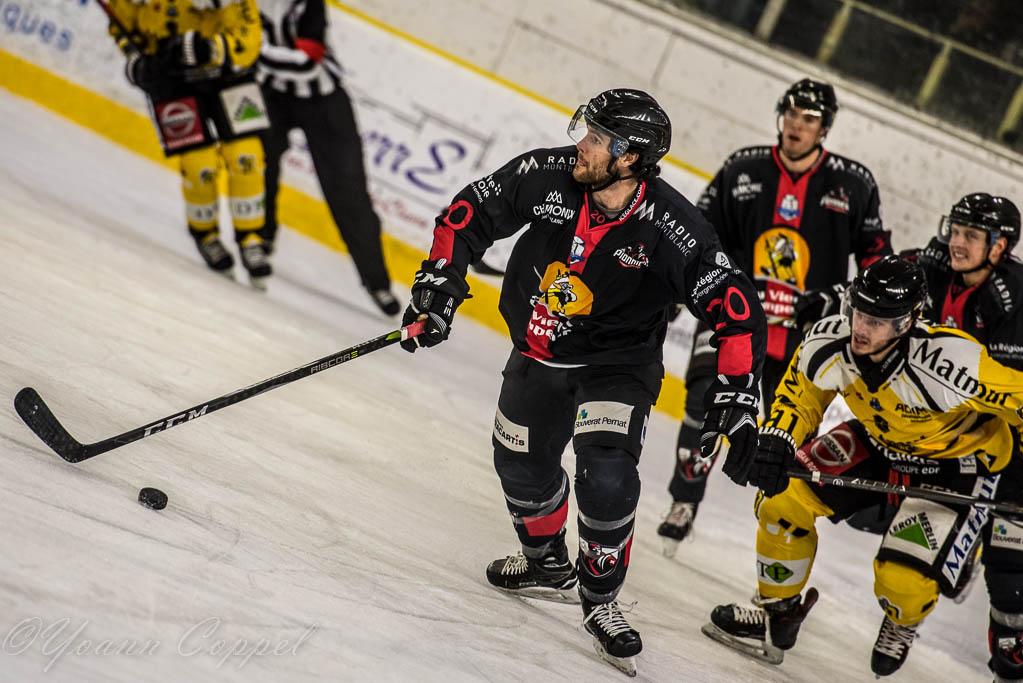 Chamonix  0 - 5 Rouen
