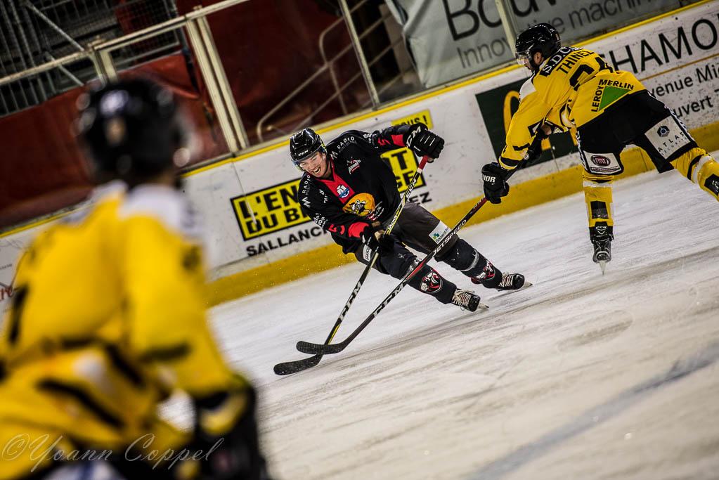 Chamonix  0 - 5 Rouen