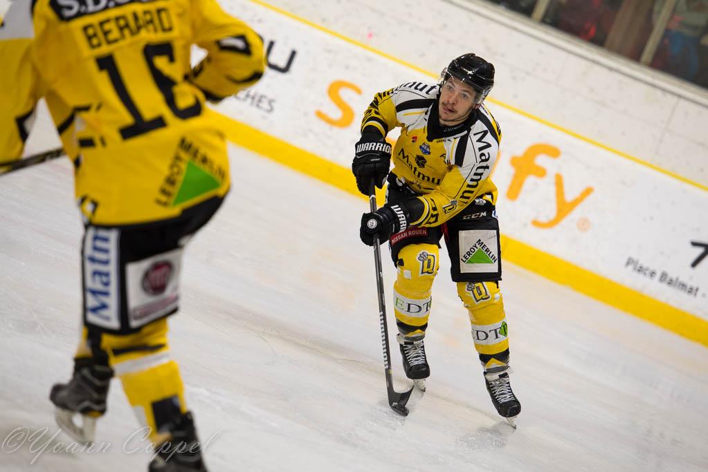Chamonix  0 - 5 Rouen