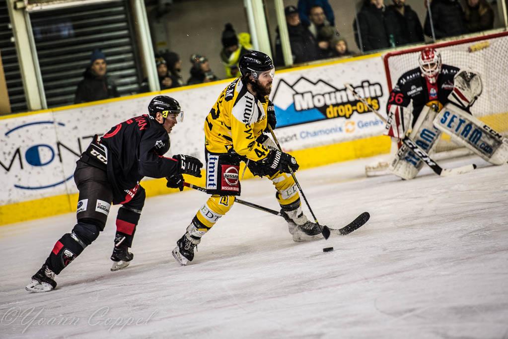 Chamonix  0 - 5 Rouen