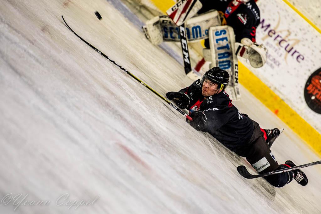 Chamonix  0 - 5 Rouen