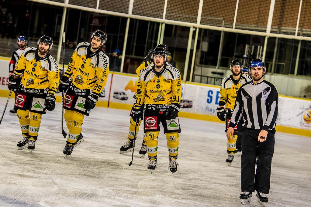 Chamonix  0 - 5 Rouen