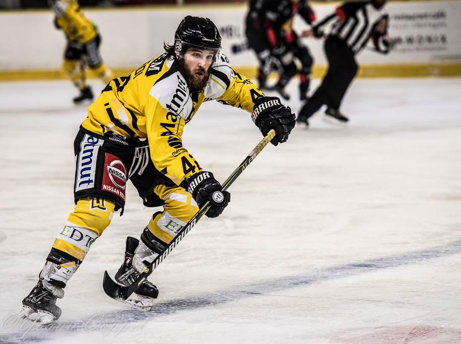Chamonix  0 - 5 Rouen