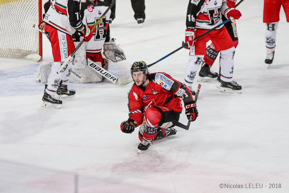 Amiens  4 - 2 Anglet