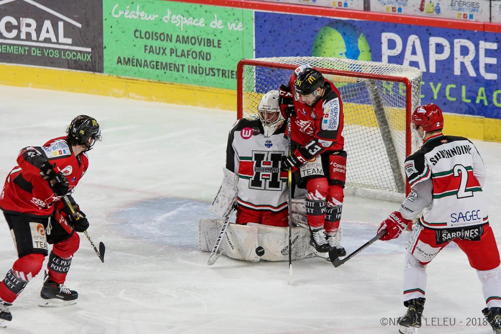 Amiens  4 - 2 Anglet