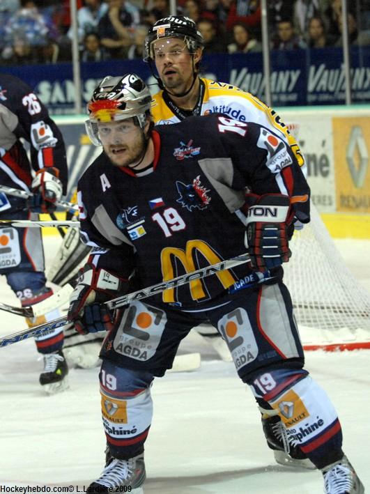 Grenoble  5 - 4 Rouen