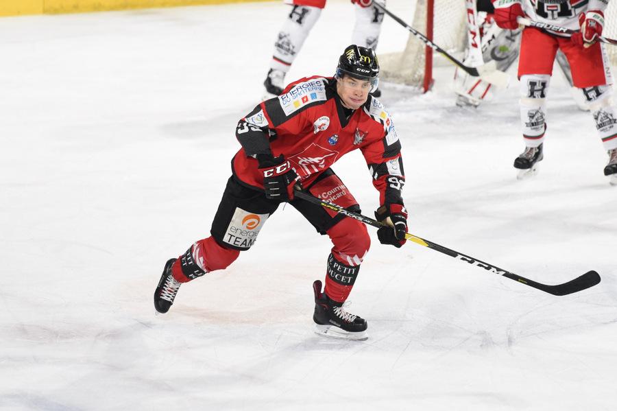 Amiens  4 - 2 Anglet