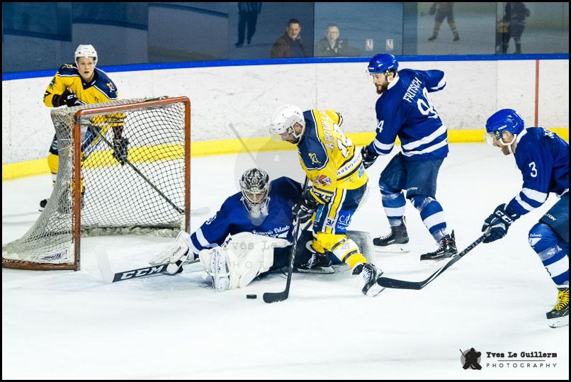 Paris (FV) 3 - 4 Evry / Viry