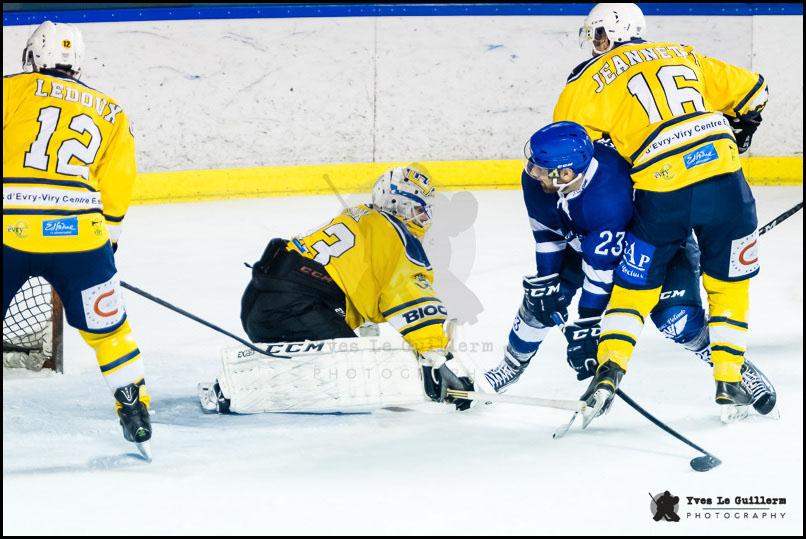 Paris (FV) 3 - 4 Evry / Viry