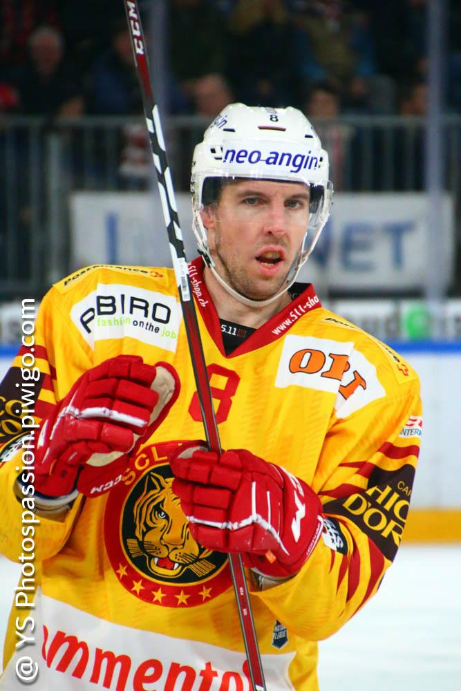 Lausanne 4 - 2 Langnau