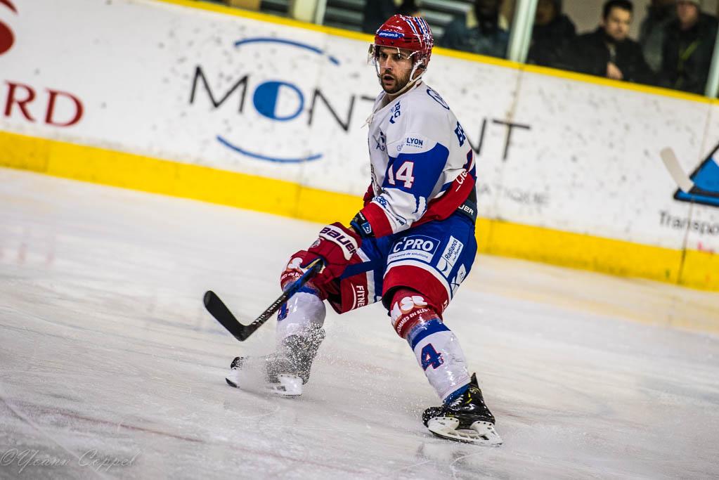 Chamonix  3 - 2 Lyon