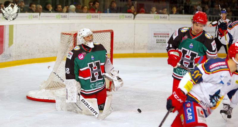 Anglet 1 - 5 Grenoble 