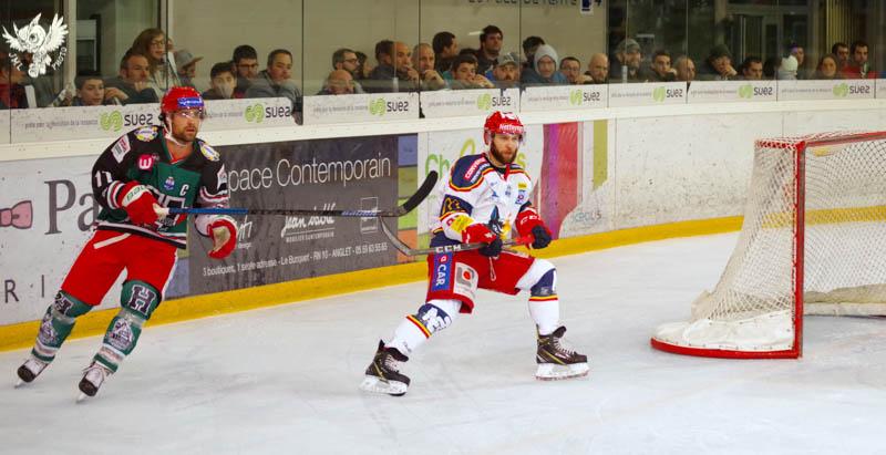 Anglet 1 - 5 Grenoble 