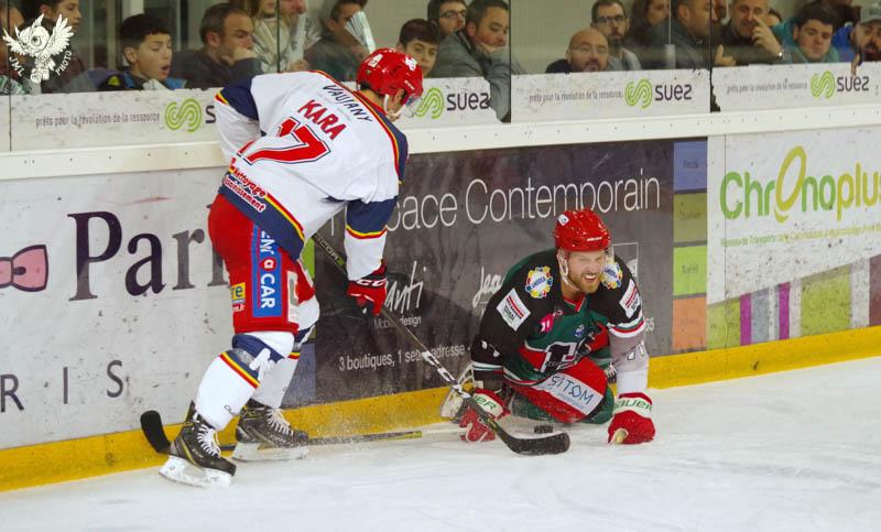 Anglet 1 - 5 Grenoble 