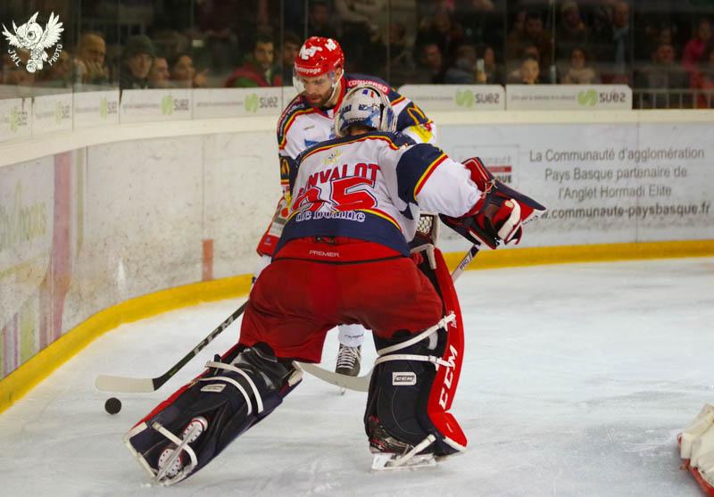 Anglet 1 - 5 Grenoble 