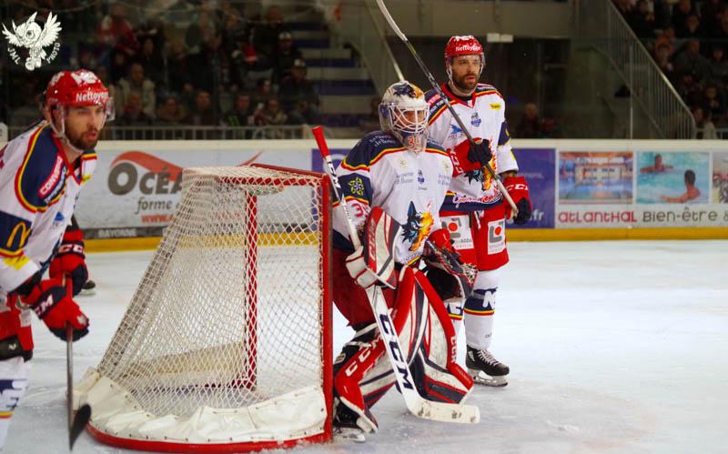 Anglet 1 - 5 Grenoble 