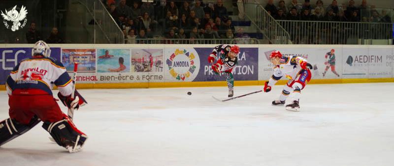 Anglet 1 - 5 Grenoble 