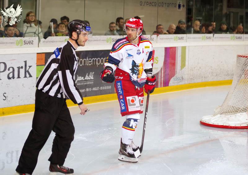 Anglet 1 - 5 Grenoble 