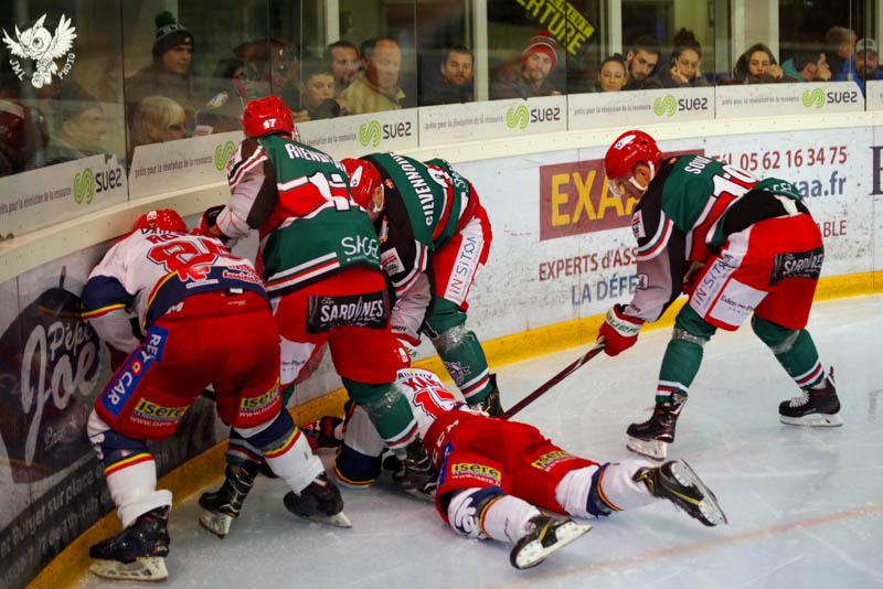 Anglet 1 - 5 Grenoble 