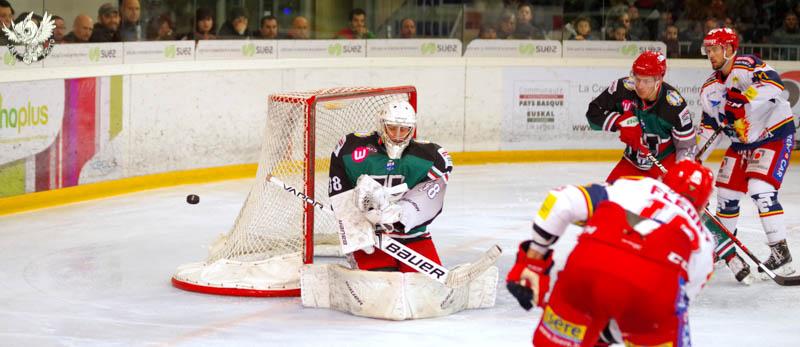 Anglet 1 - 5 Grenoble 