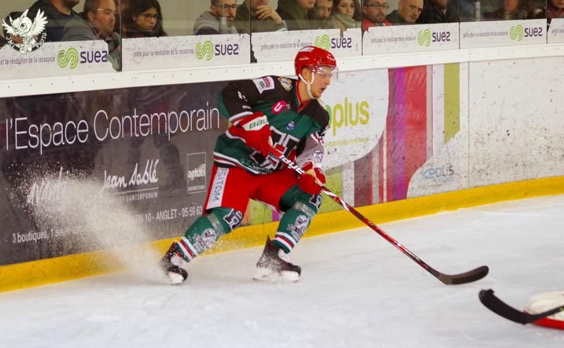 Anglet 1 - 5 Grenoble 