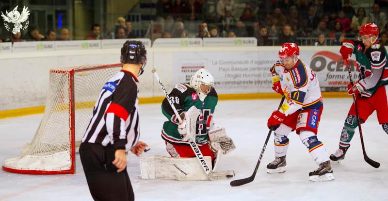 Anglet 1 - 5 Grenoble 