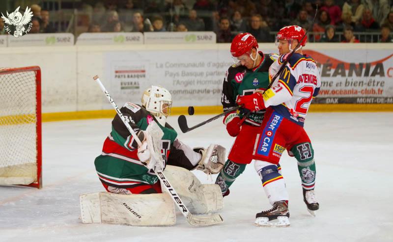 Anglet 1 - 5 Grenoble 