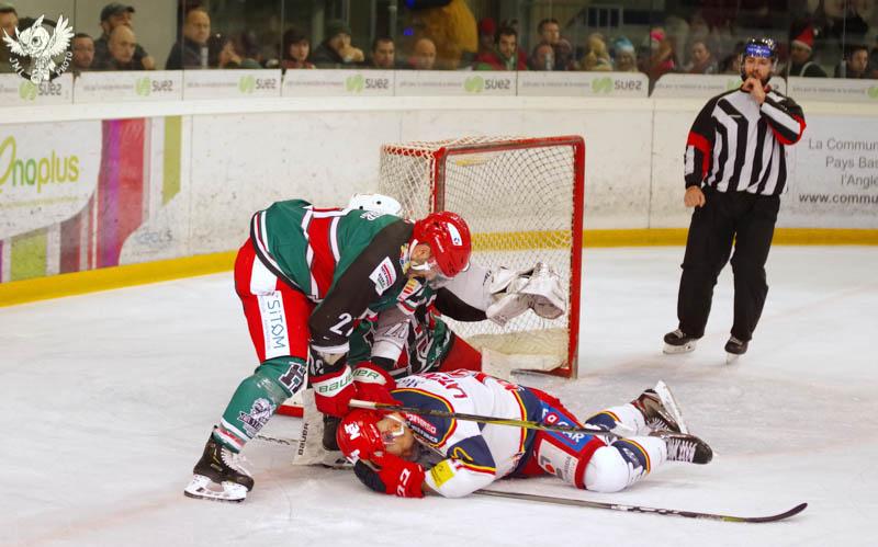 Anglet 1 - 5 Grenoble 