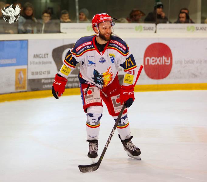 Anglet 1 - 5 Grenoble 