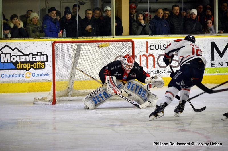 Chamonix  3 - 6 Angers 