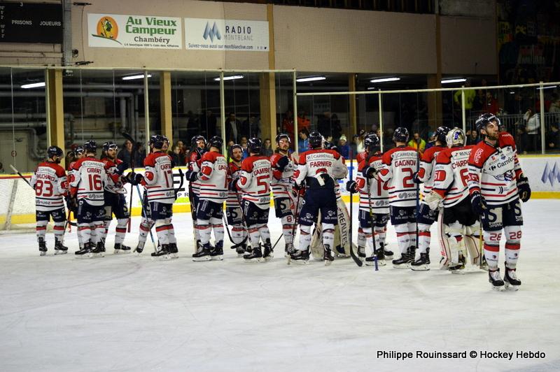 Chamonix  3 - 6 Angers 