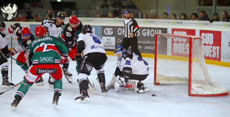 Anglet 6 - 3 Gap 