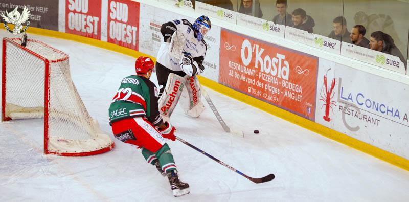 Anglet 6 - 3 Gap 