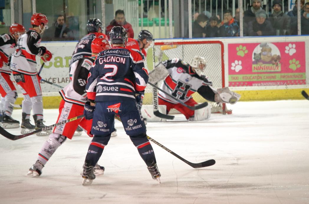 Angers  4 - 2 Anglet