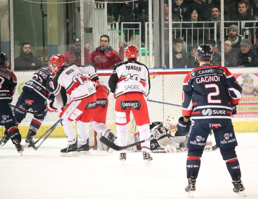 Angers  4 - 2 Anglet