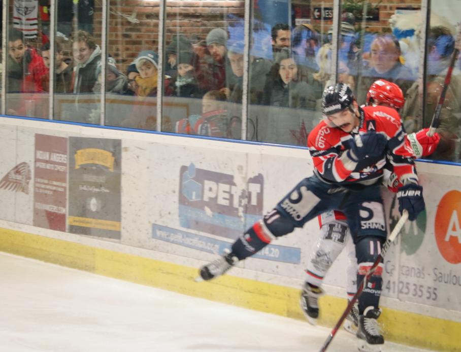 Angers  4 - 2 Anglet