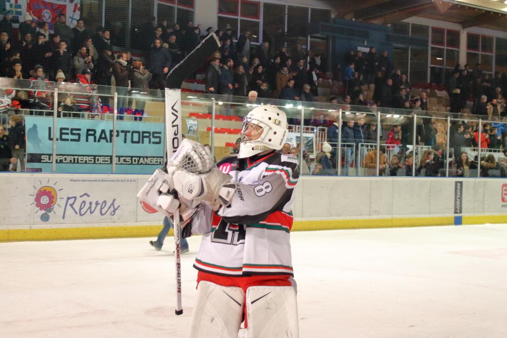Angers  4 - 2 Anglet