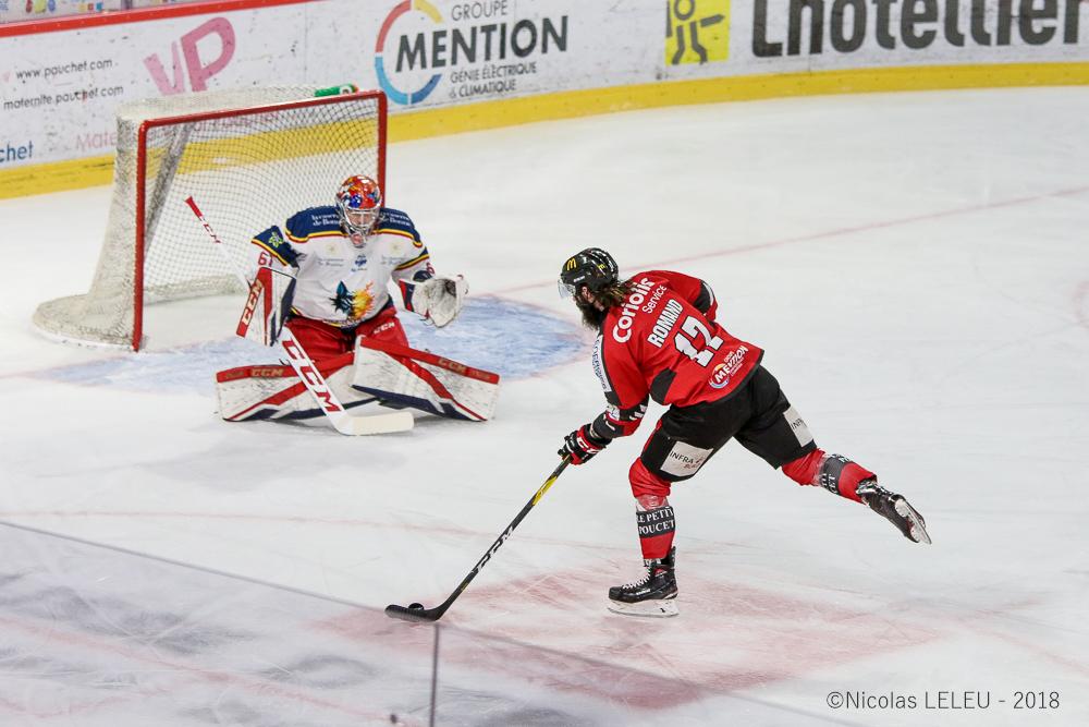 Amiens  5 - 2 Grenoble 