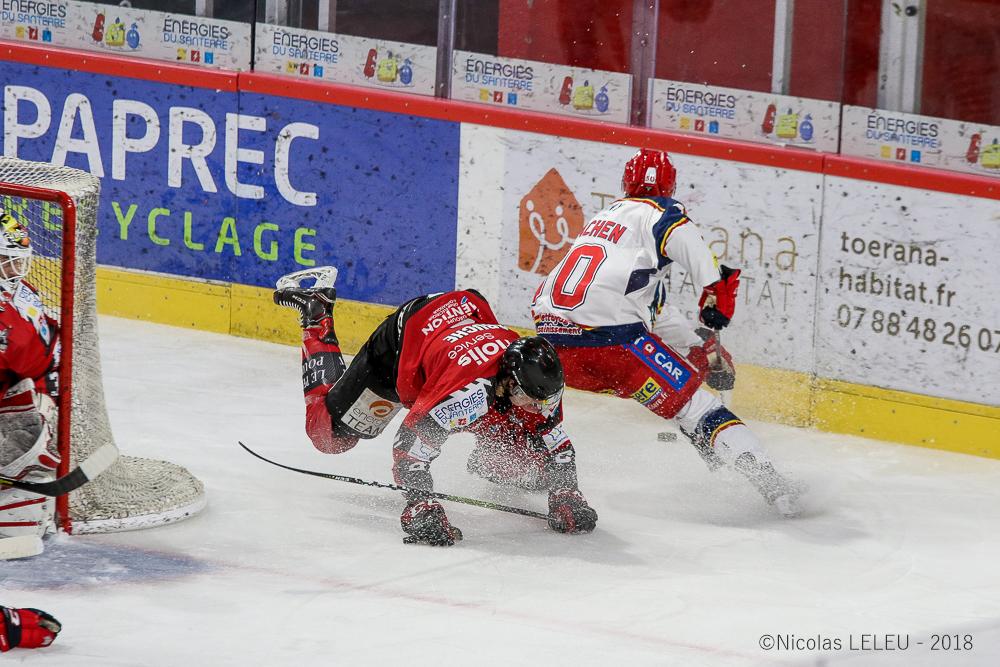 Amiens  5 - 2 Grenoble 