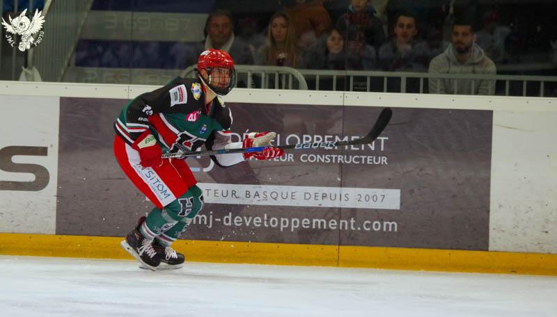 Anglet 3 - 4 Lyon