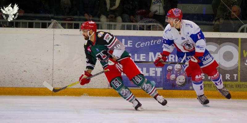 Anglet 3 - 4 Lyon