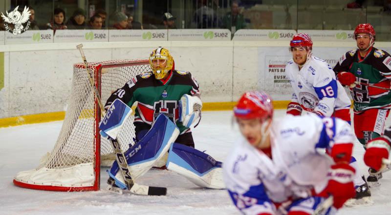 Anglet 3 - 4 Lyon